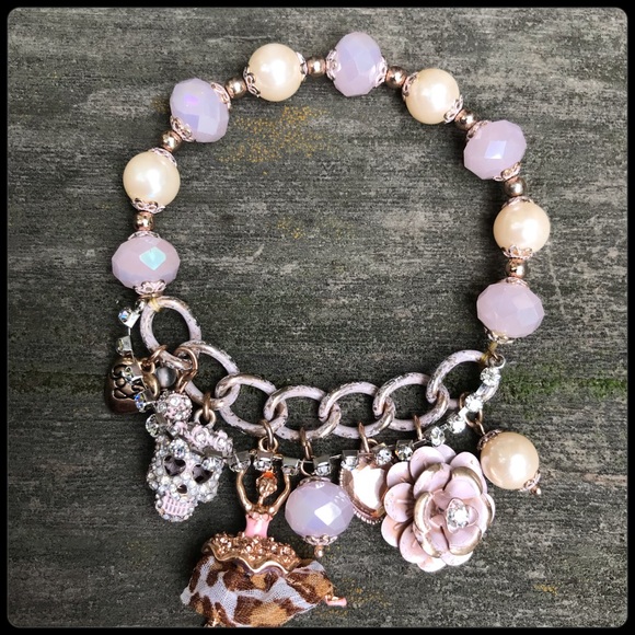 ❌SOLD❌Betsy Johnson ballerina bracelet - Picture 4 of 6